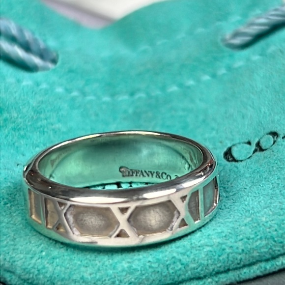 TIFFANY & CO. Atlas 1995 Roman Number  Sterling Silver 925 Ring  sz:7 - Picture 6 of 9